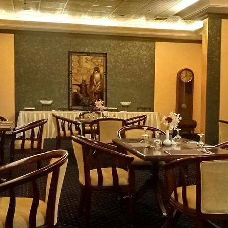 Aliqbal Hotel Al Khobar Exterior foto